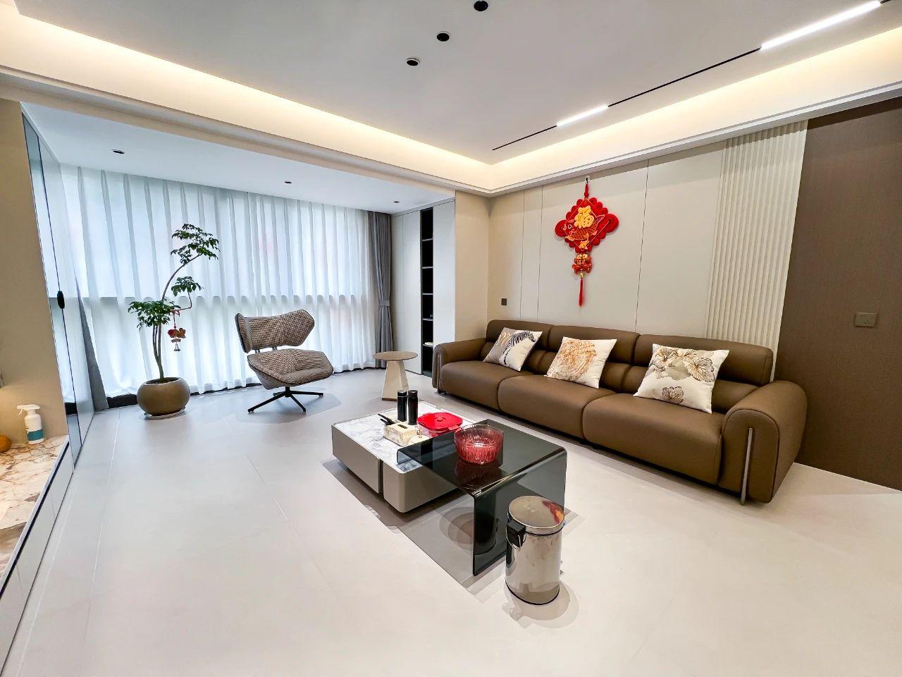 ?145㎡意式輕奢大宅｜全屋梵卡羅杏通鋪，把高級感刻進DNA里！